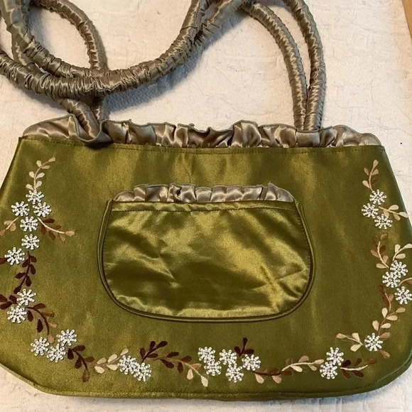 NWOT  Beaded hand bag - Picture 2 of 13